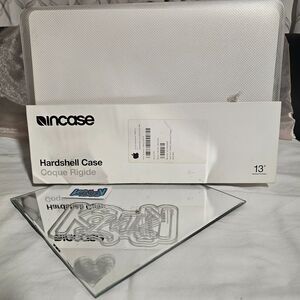 Incase shell Case for MacBook Pro 13-inch w/ RD (Dots)